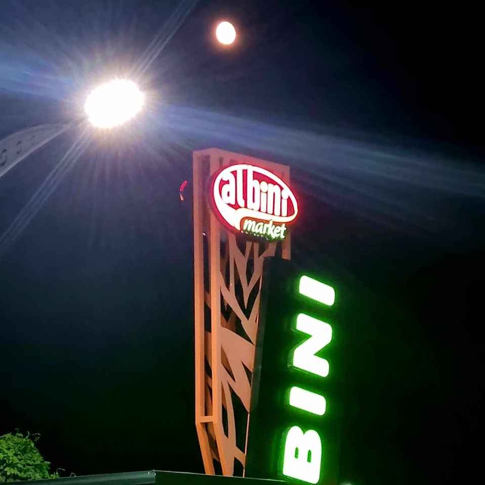Albini Market logo sign